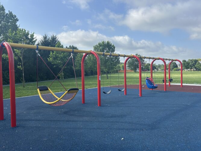 4 bays of swings