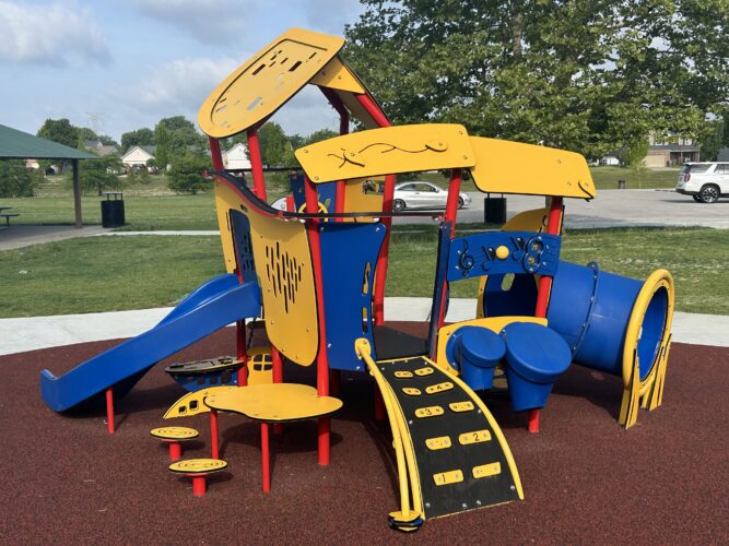 2-5 year old play structure